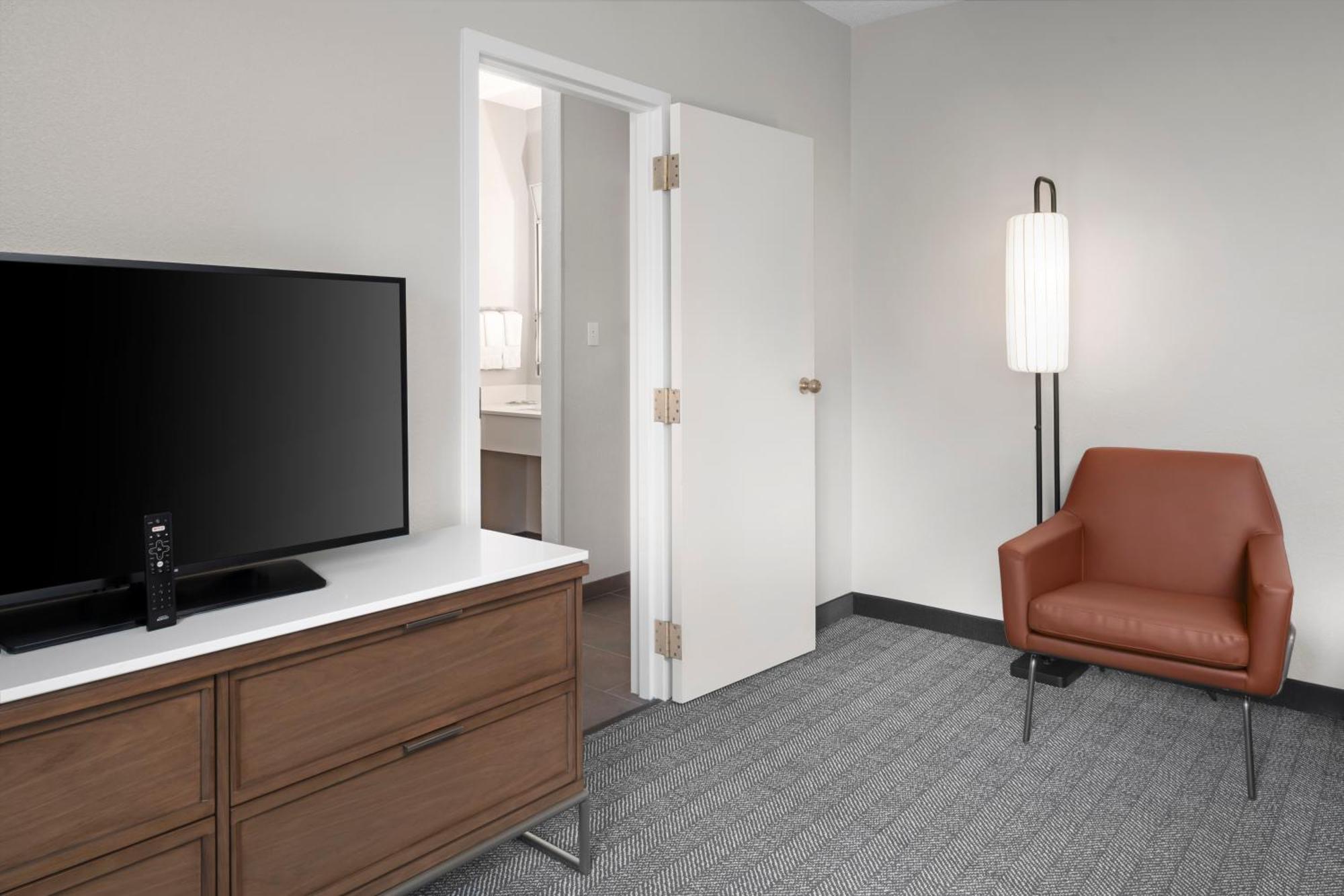 מלון Courtyard By Marriott Little Rock West מראה חיצוני תמונה