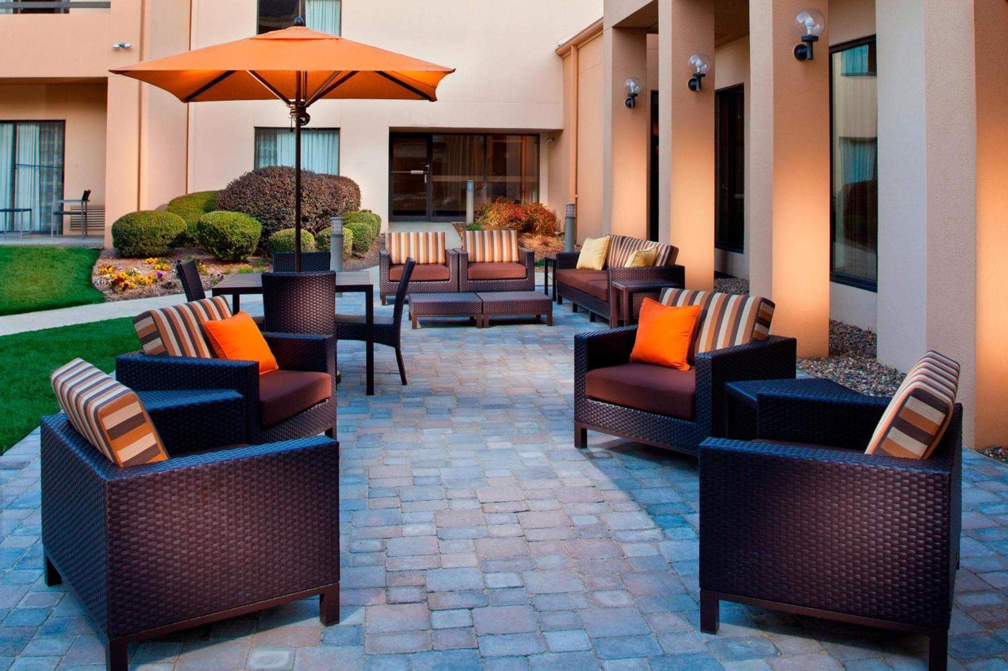 מלון Courtyard By Marriott Little Rock West מראה חיצוני תמונה