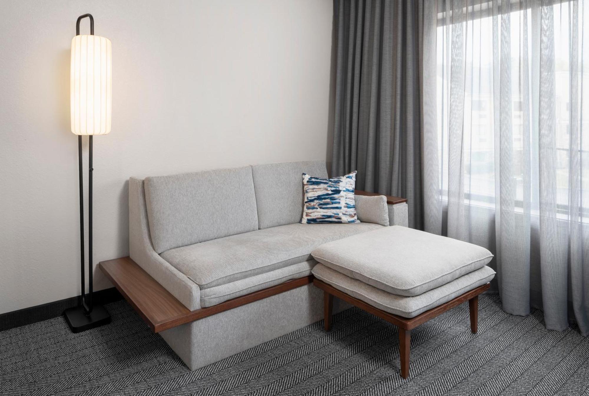 מלון Courtyard By Marriott Little Rock West מראה חיצוני תמונה