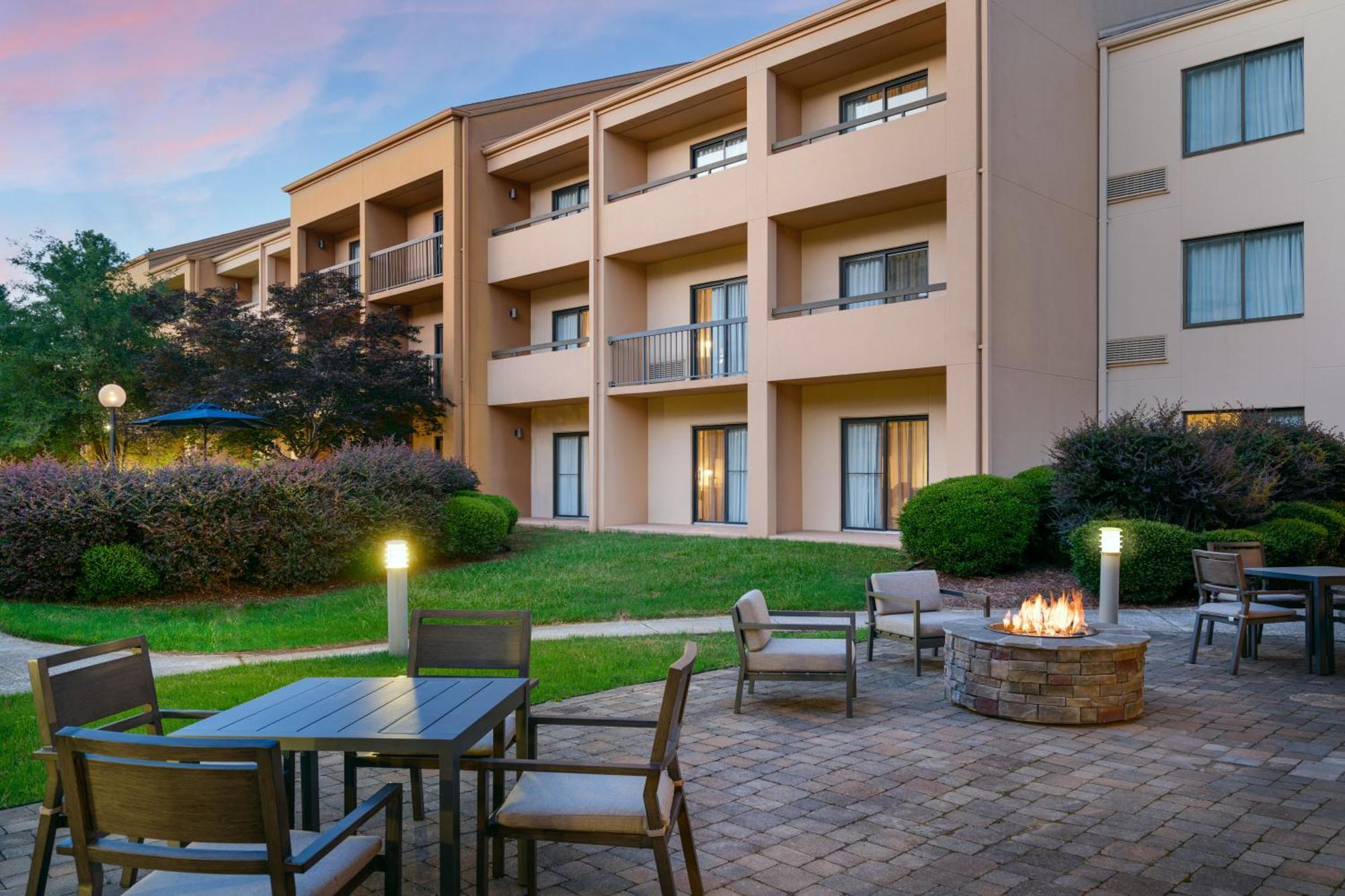 מלון Courtyard By Marriott Little Rock West מראה חיצוני תמונה